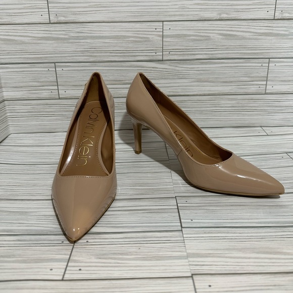 Calvin Klein Nude Pump 9M NWOT - Picture 2 of 6